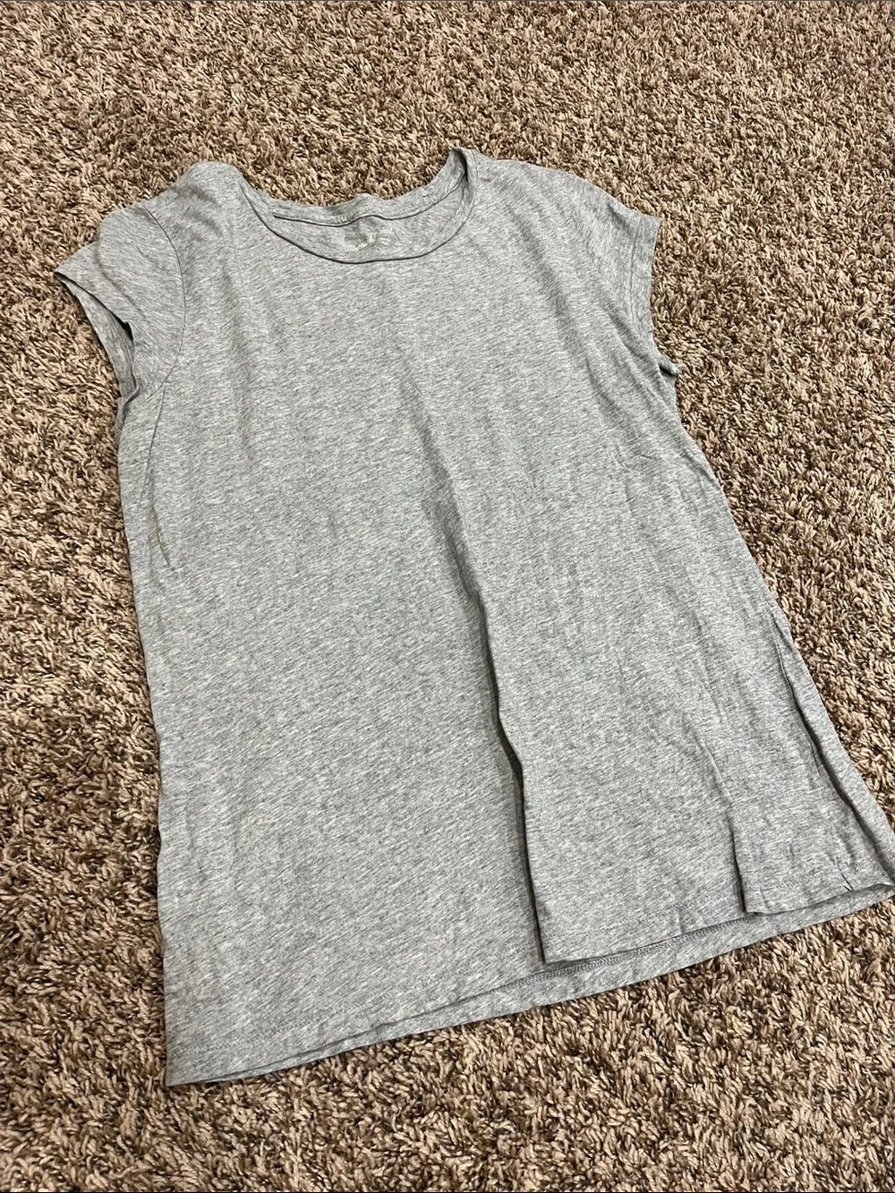UNIVERSAL THREAD tops - Picture 3 of 5